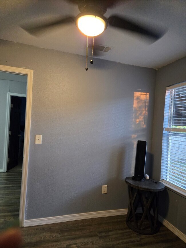 Building Photo - 14548 Gainesville St