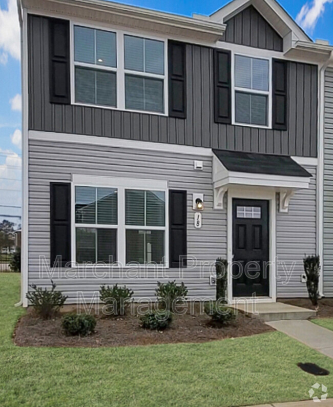 Building Photo - 18 Pine Thicket Dr