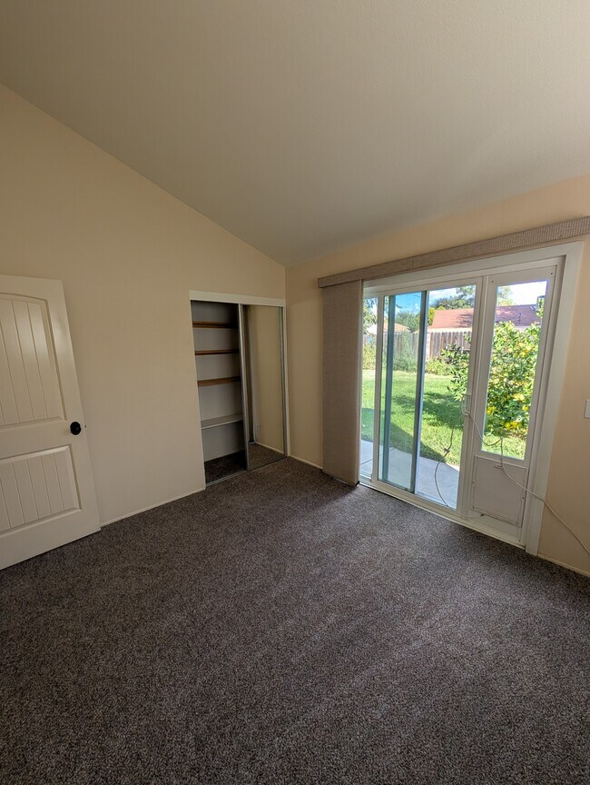 Building Photo - 27124 Cabrera Ave