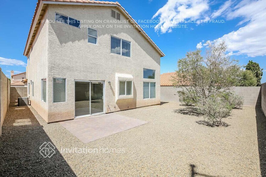 Building Photo - 7413 Sunspot Dr