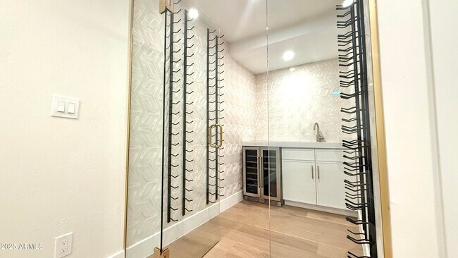 Building Photo - 8133 E Cortez Dr