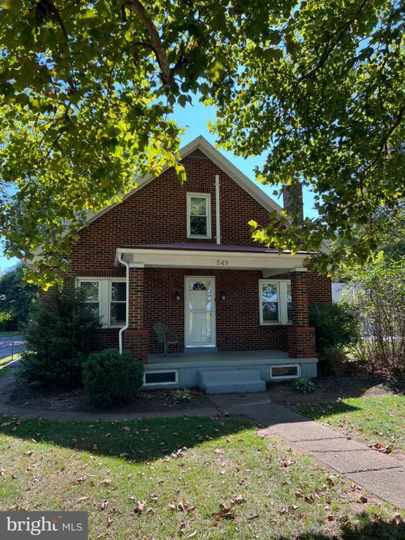 Primary Photo - 549 Sand Hill Rd