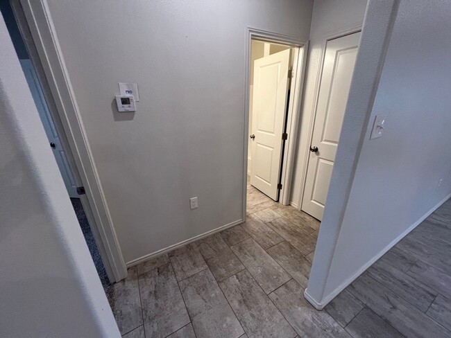 Building Photo - New 2 Bedroom Townhome Available In Wolffo...