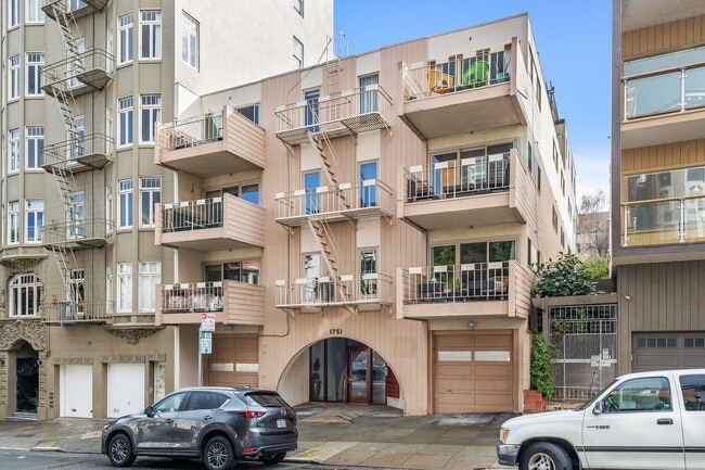 Building Photo - Modern 1BR/1BA Penthouse in Pacific Height...