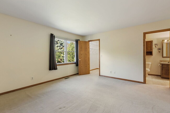 Building Photo - 764 Covington Cir