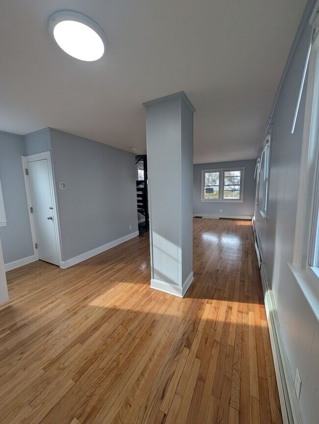 Building Photo - 234 Fisher Ave