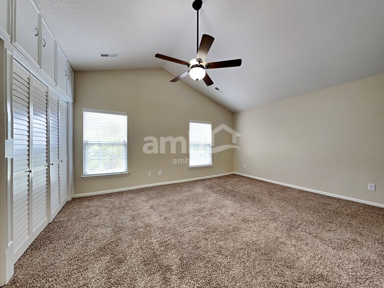 Building Photo - 5154 Torrey Ln