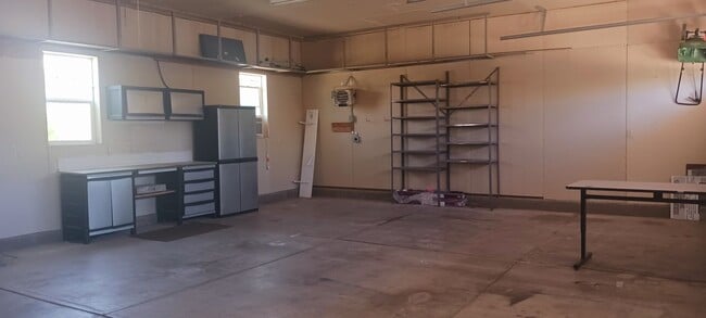 Building Photo - Spacious Home by Carson River