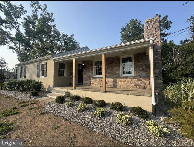 Building Photo - 55 Apple Hill Rd