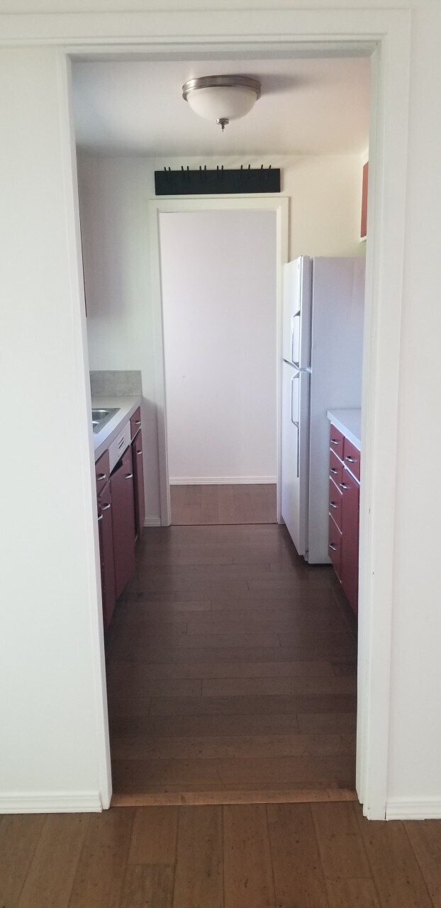 Building Photo - Cedar Duplex