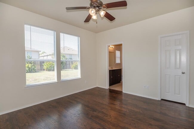 Building Photo - 333 Stella Gold Street