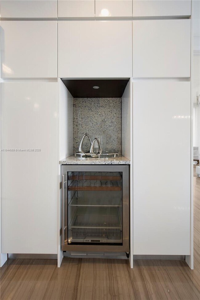 Building Photo - 9705 Collins Ave