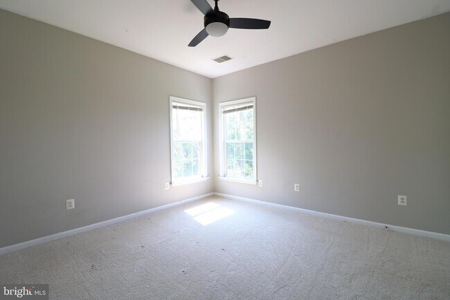 Building Photo - 22078 Vantage Pointe Pl