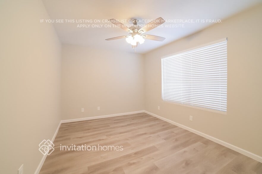 Building Photo - 3608 W Grovers Ave