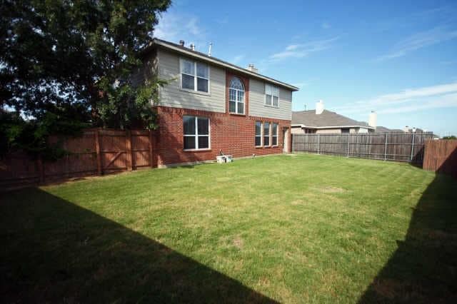 Building Photo - 5888 Shetland Cir