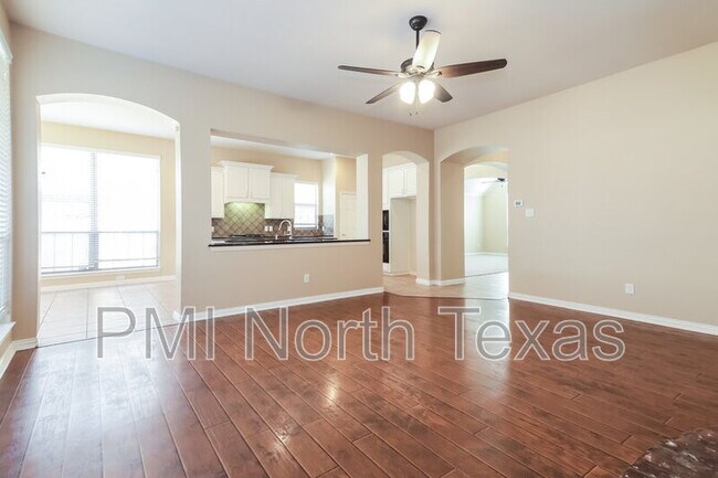 Building Photo - 2677 Pine Trail Dr