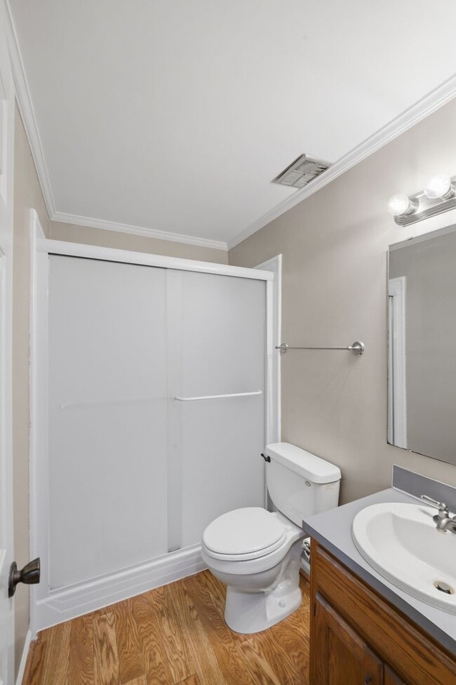 Building Photo - Spacious 4BR with Beautiful Backyard Retreat!