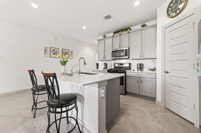 Building Photo - 29422 Paytons Park Ct