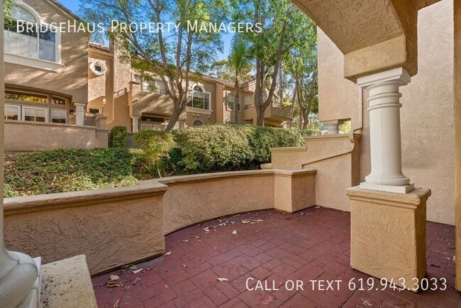 Building Photo - 11048 Portobelo Dr