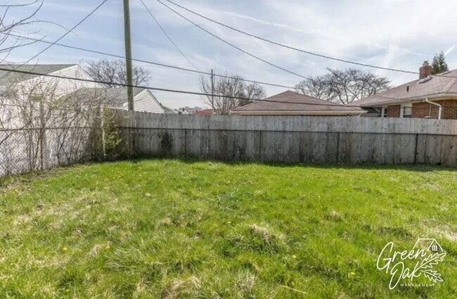 Building Photo - 19201 Hathaway Ln