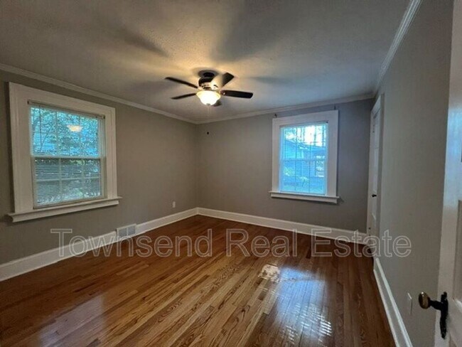 Building Photo - 508 Huske St