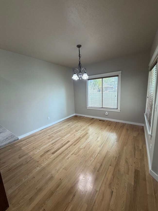 Building Photo - 3024 N Christian Way
