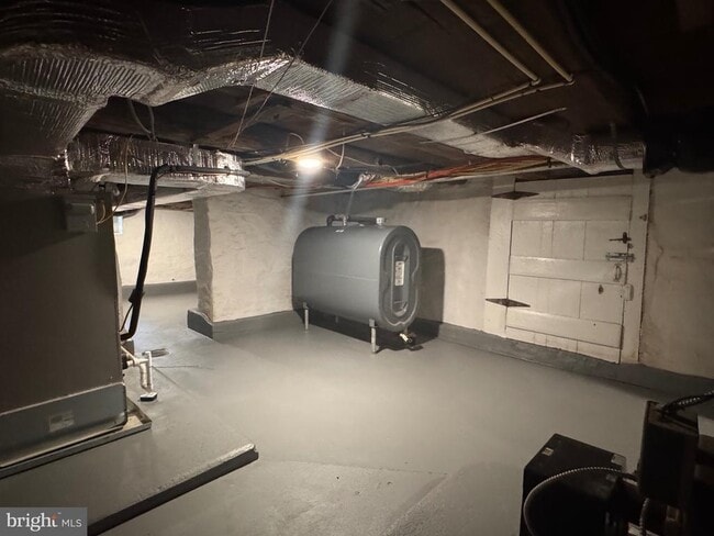 Building Photo - 110 Lyndell Rd