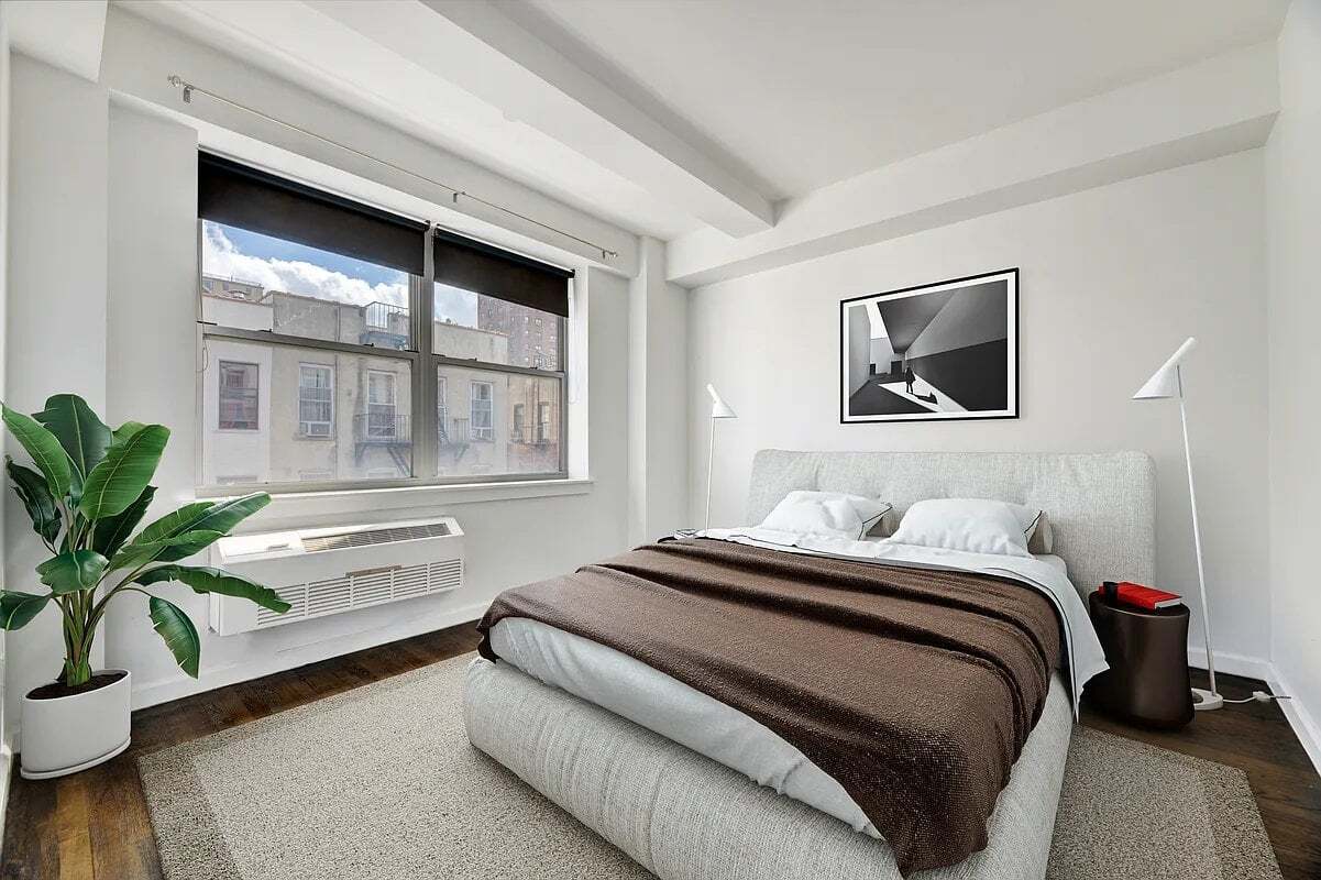 Building Photo - 114 Ridge St