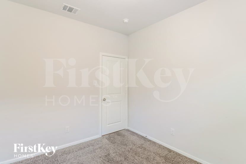 Building Photo - 4624 Corktree Ln