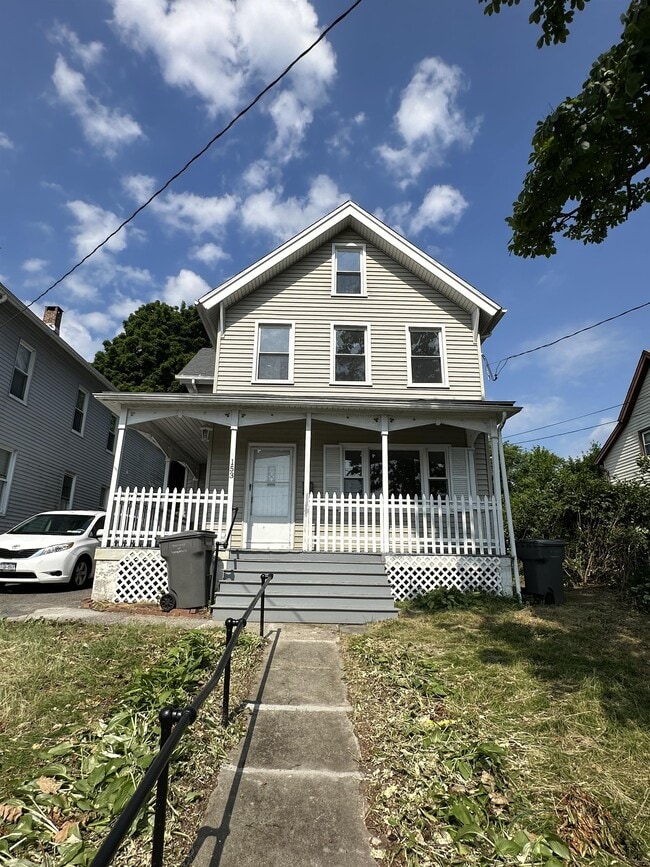 Building Photo - 153 Ward St