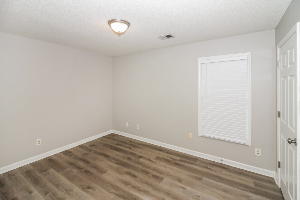 Building Photo - 1433 Siskin Dr