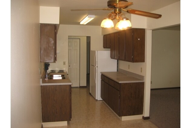 Kitchen - 1184 Western Avenue