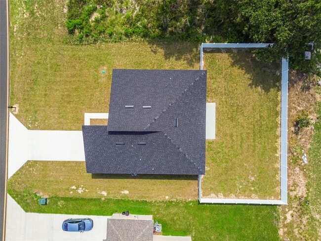 Building Photo - 656 Marion Oaks Manor