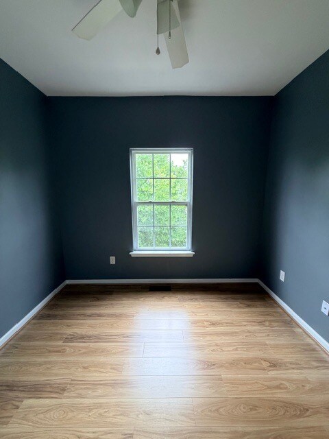 Building Photo - 319 S Parkway Dr