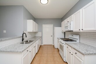 Building Photo - 6418 Waldron Dr