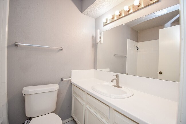 Building Photo - 23515 Briarcreek Blvd