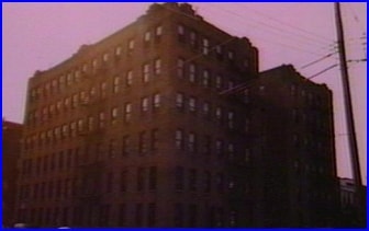 Building Photo - 2758-2760 Holland Ave