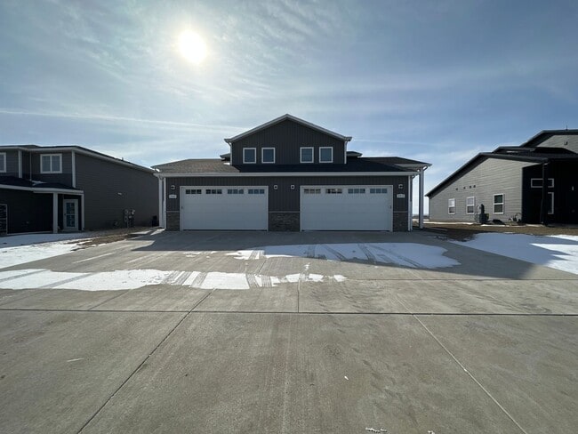 Primary Photo - 2558/2562 Granite Drive NW
