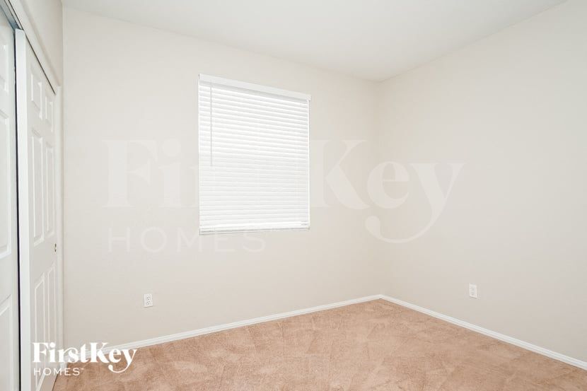 Building Photo - 8136 Kokoma Dr