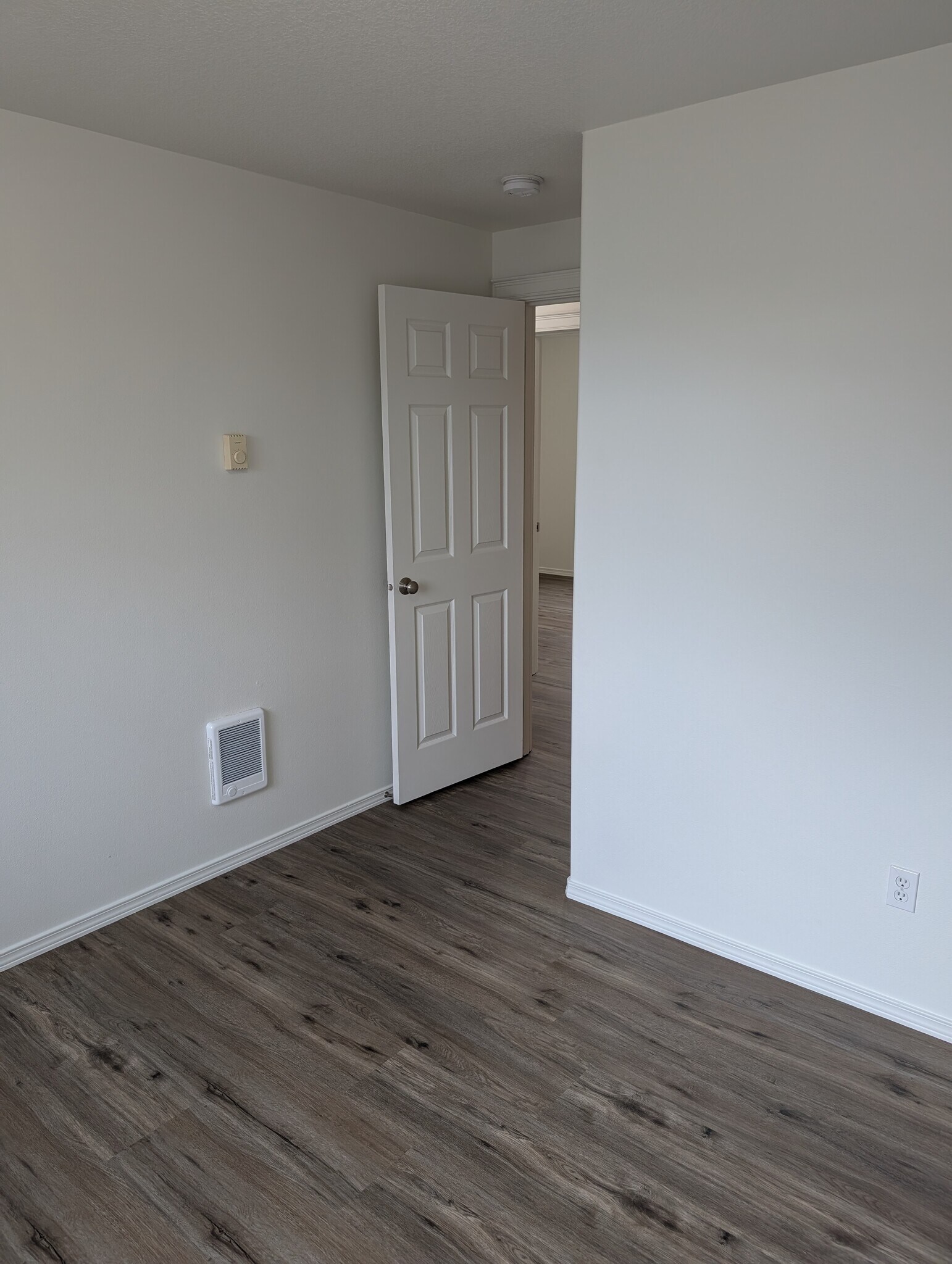 Building Photo - 790 SE Kierra Pl