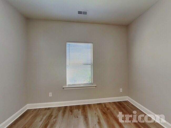 Building Photo - 2312 Joneshurst Wy