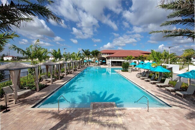 Building Photo - 11064 W 33rd Way