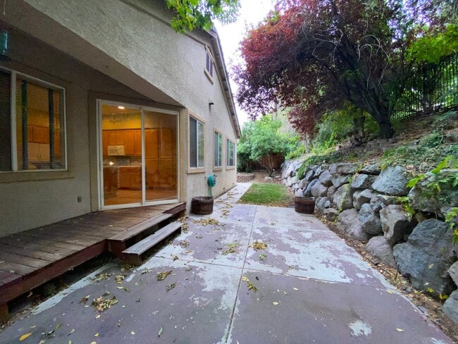 Building Photo - Near Disc Drive - Sparks Single Story 3 Bedroom House