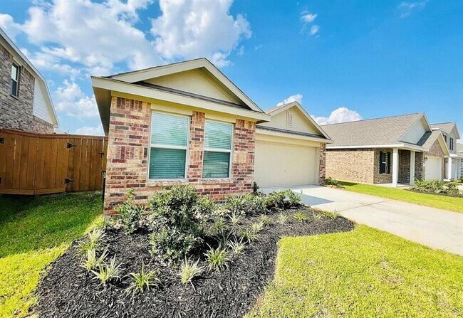 Building Photo - 1499 Twilight Grn Dr