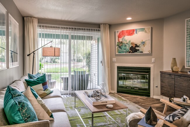 Modernized Interiors - River Pointe Apartments