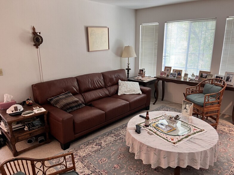 Building Photo - 18674 Caminito Cantilena