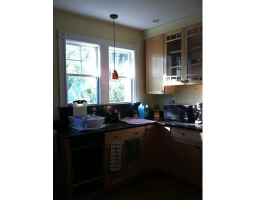 Building Photo - 3 Eastbourne St