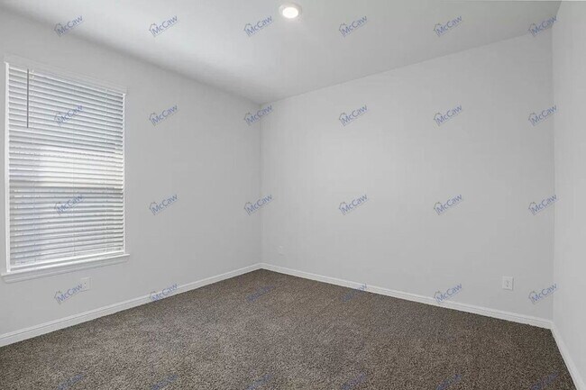 Building Photo - 5229 Boulder Vly Dr