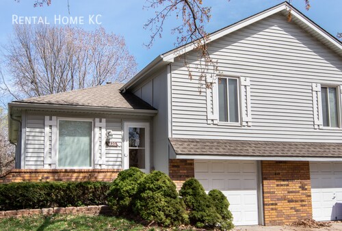 Primary Photo - Just-remodeled 2-bedroom Split-Level duple...