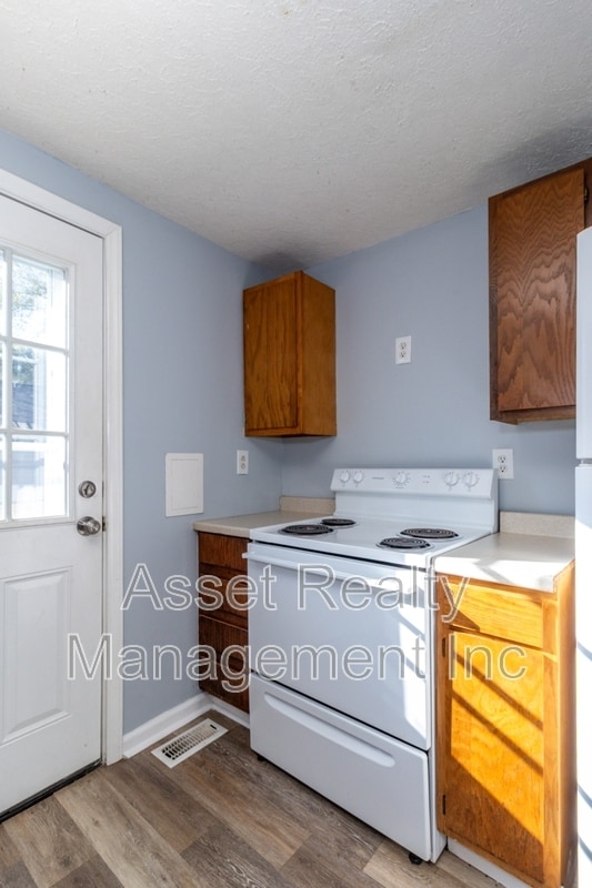 Building Photo - 3023 Rector St